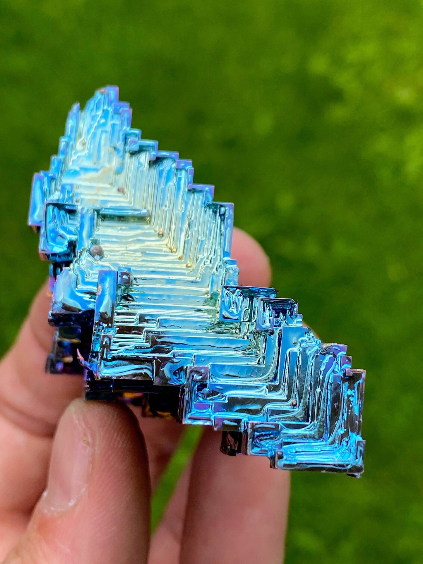 5.4 Ounce / 152 Gram Blue Bismuth Crystal - A32