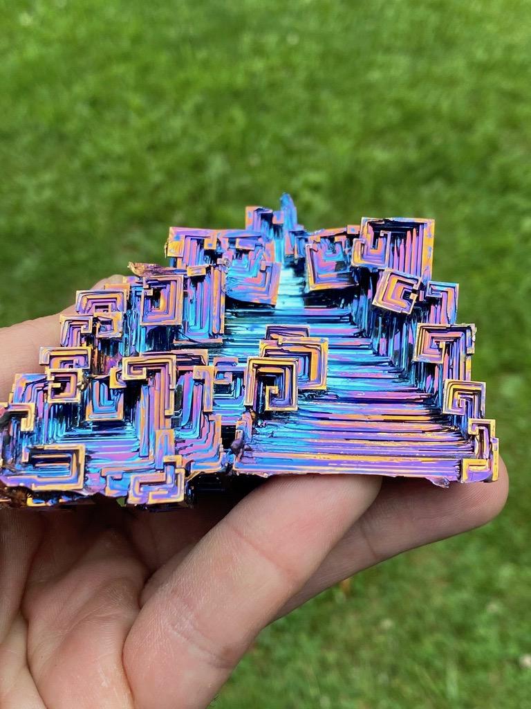 13.6 Ounce / 386 Gram Blue Bismuth Crystal - C34