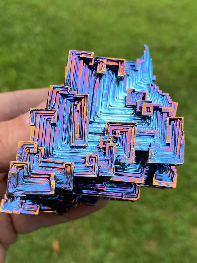 13.6 Ounce / 386 Gram Blue Bismuth Crystal - C34