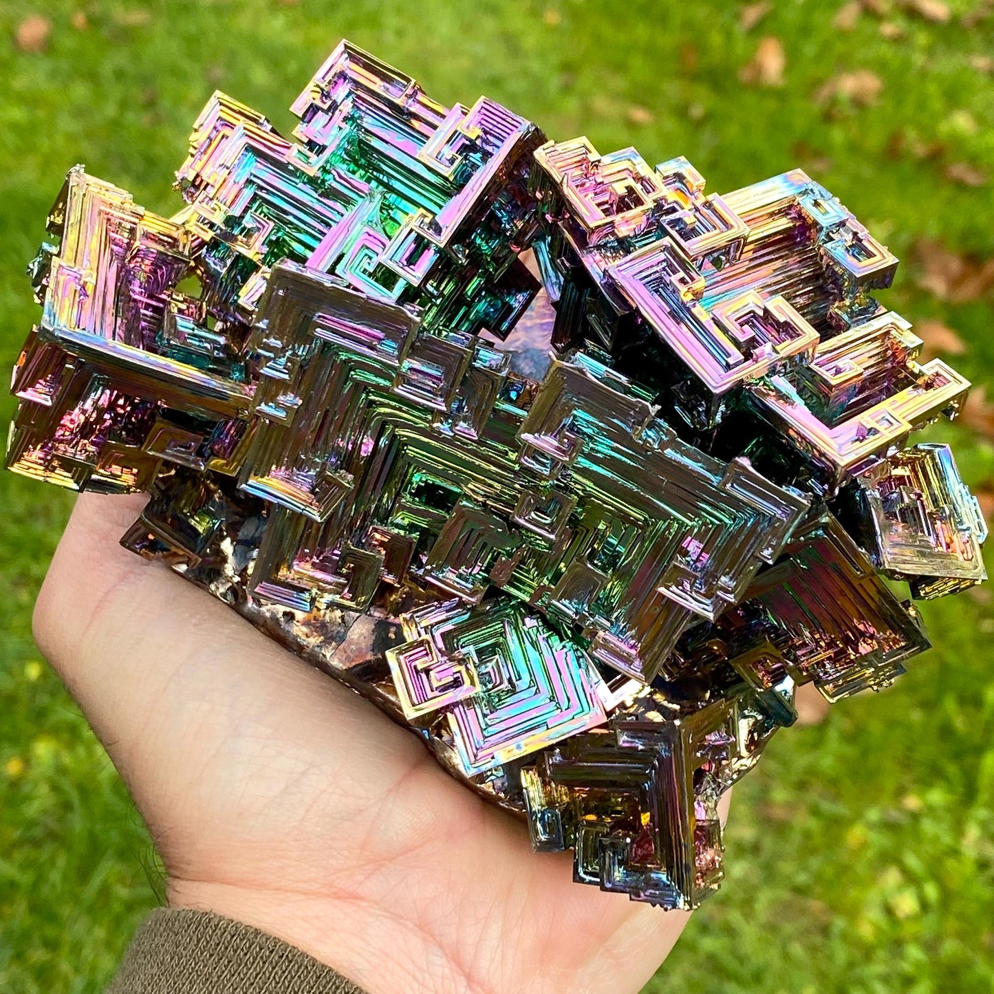 2.8 Pound / 45 Ounce Rainbow Bismuth Crystal - E22