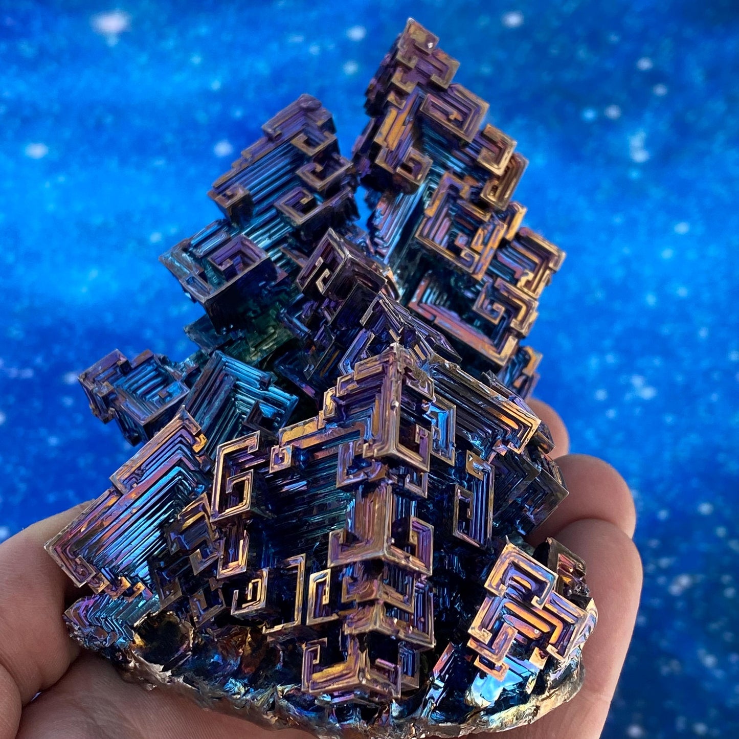 1.6 Pound / 26 Ounce Blue Bismuth Crystal - E43