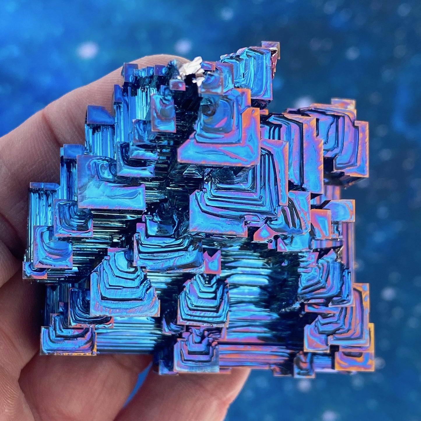 6.9 Ounce / 196 Gram Blue Bismuth Crystal - B52