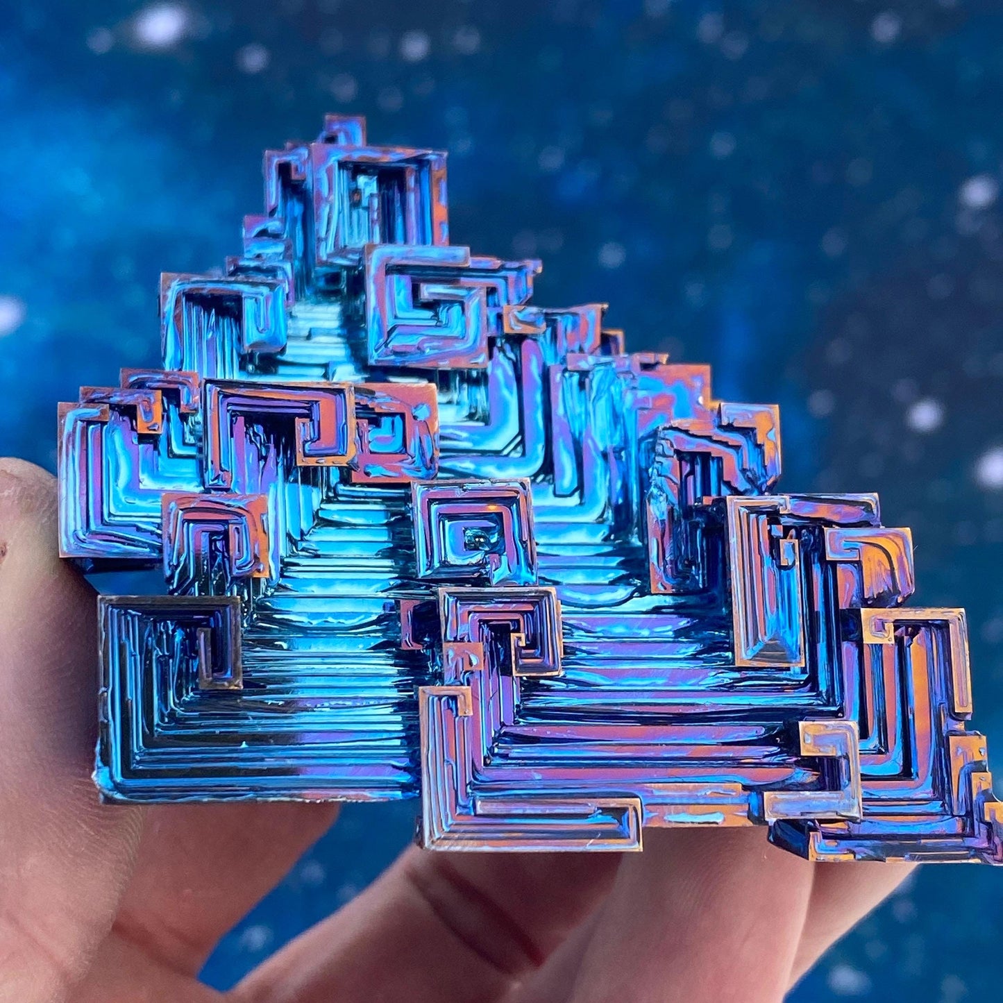 6.9 Ounce / 196 Gram Blue Bismuth Crystal - B52