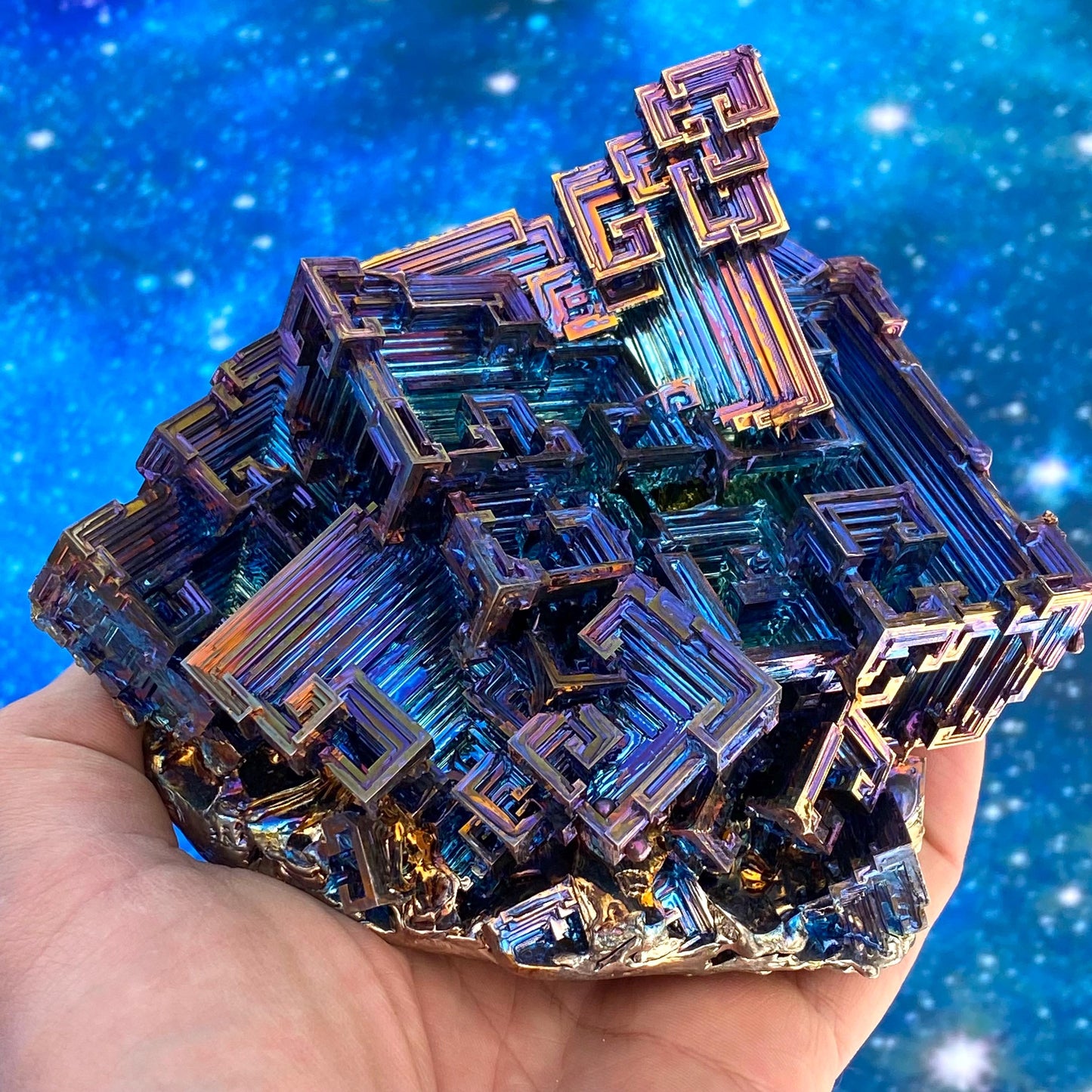 4.3 Pound / 68 Ounce Blue Bismuth Crystal - E37