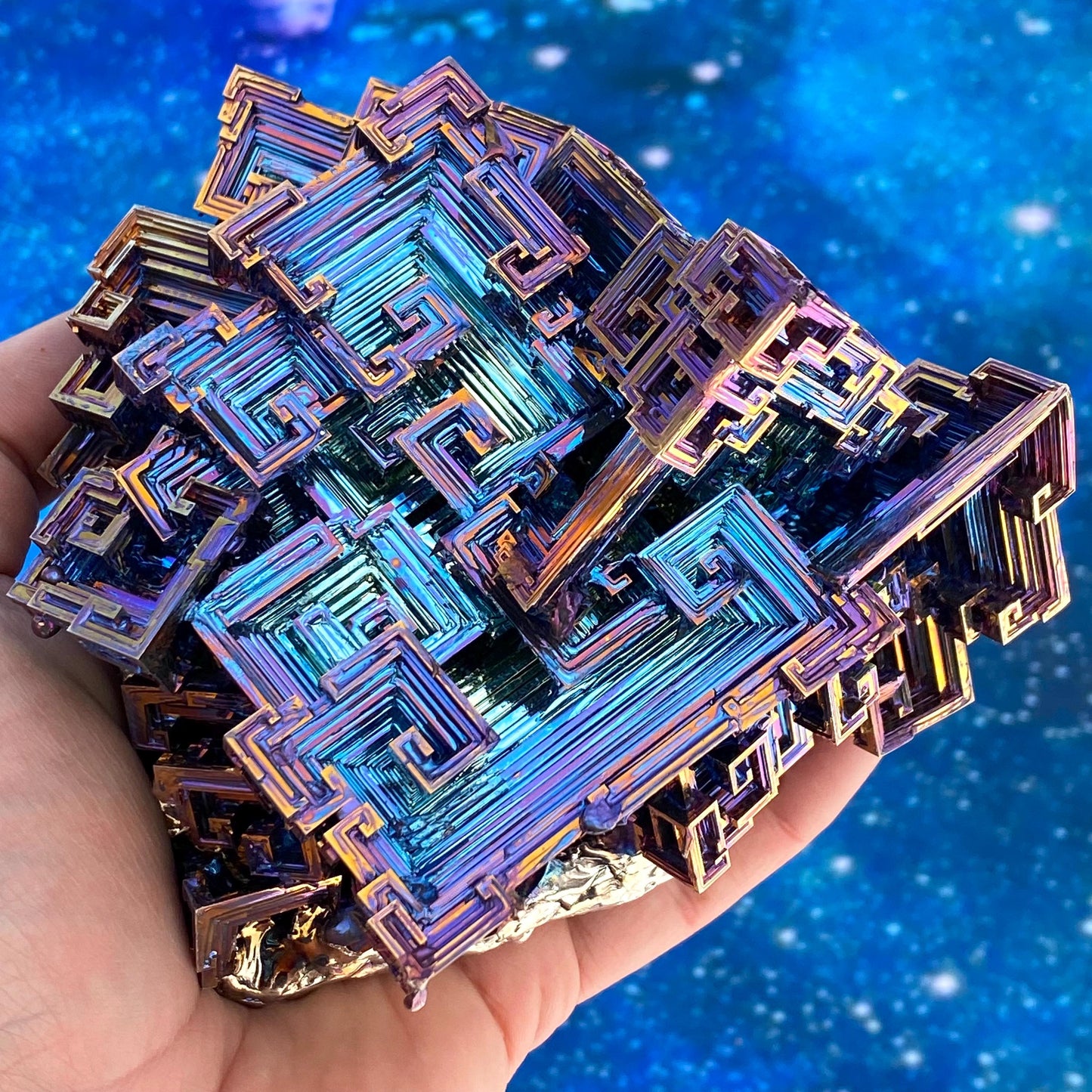 4.3 Pound / 68 Ounce Blue Bismuth Crystal - E37