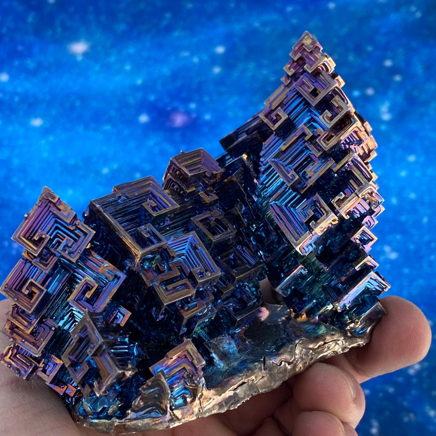 1.6 Pound / 26 Ounce Blue Bismuth Crystal - E43