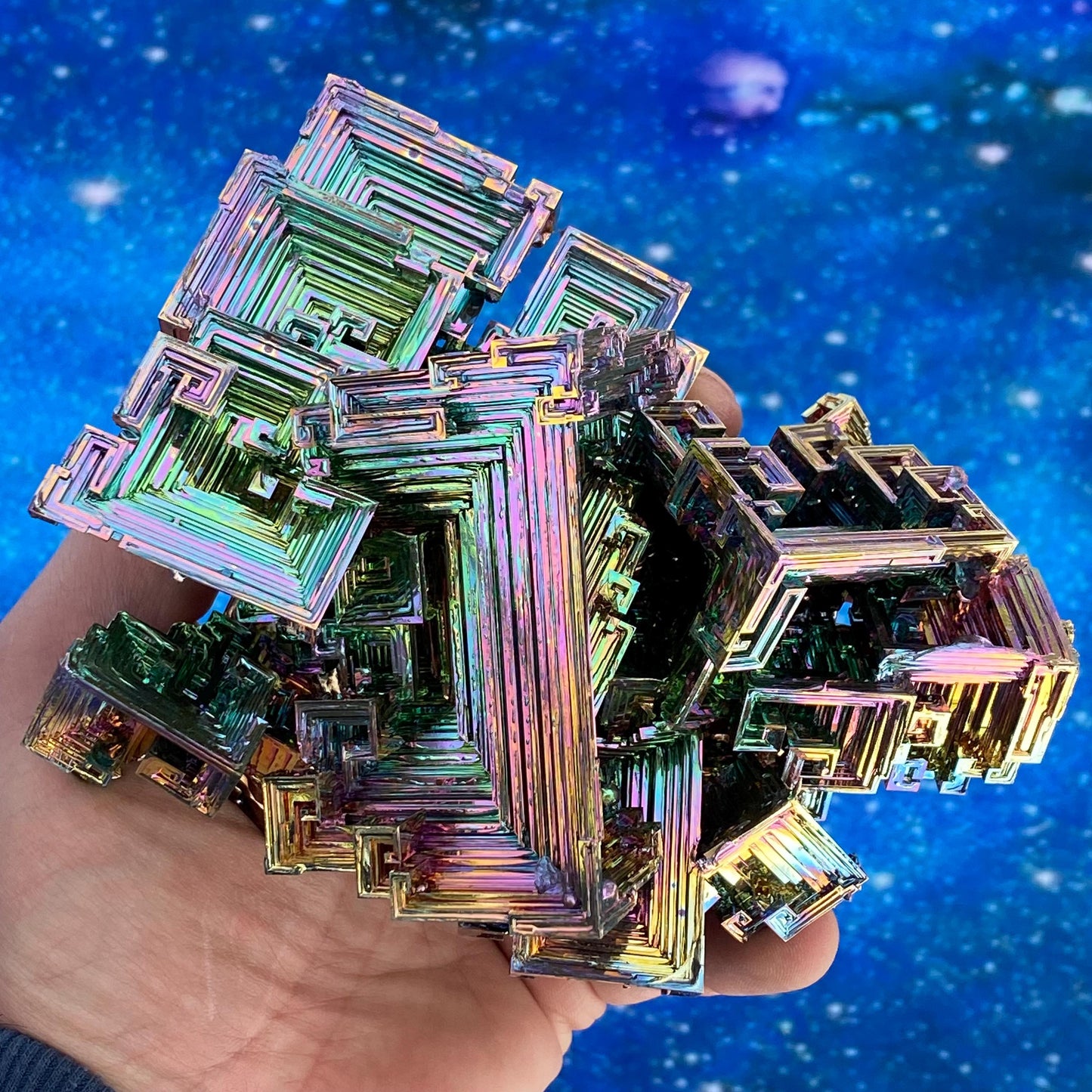 3.1 Pound / 50 Ounce Rainbow Bismuth Crystal - E40