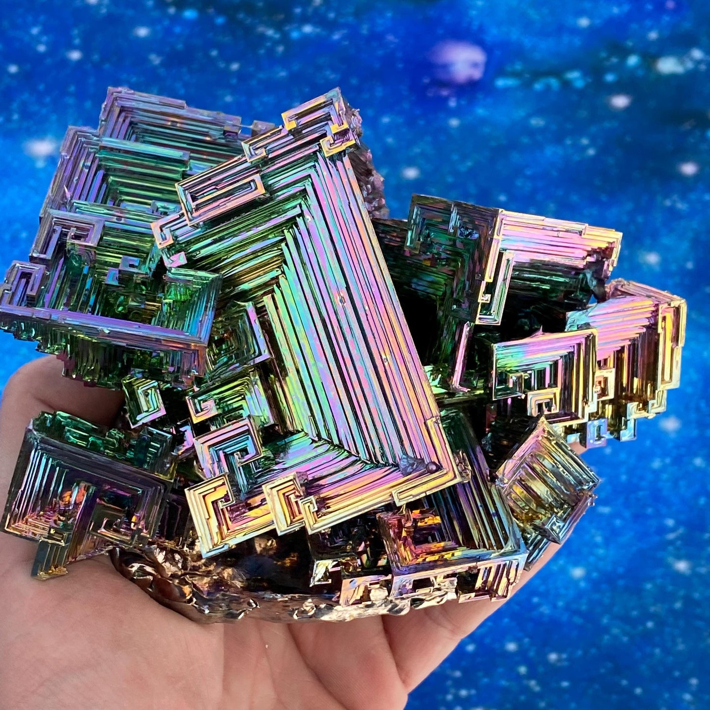 3.1 Pound / 50 Ounce Rainbow Bismuth Crystal - E40