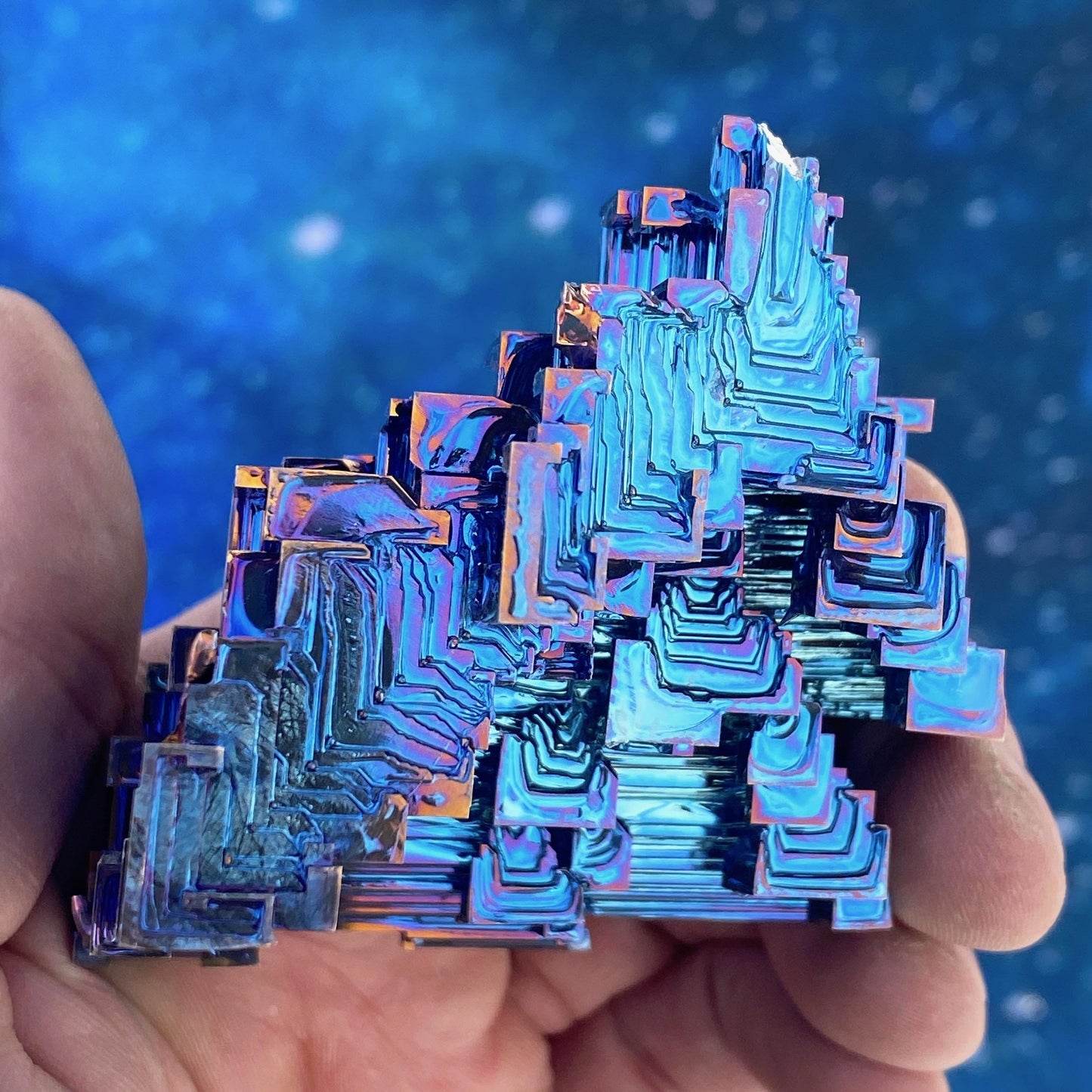 6.9 Ounce / 196 Gram Blue Bismuth Crystal - B52