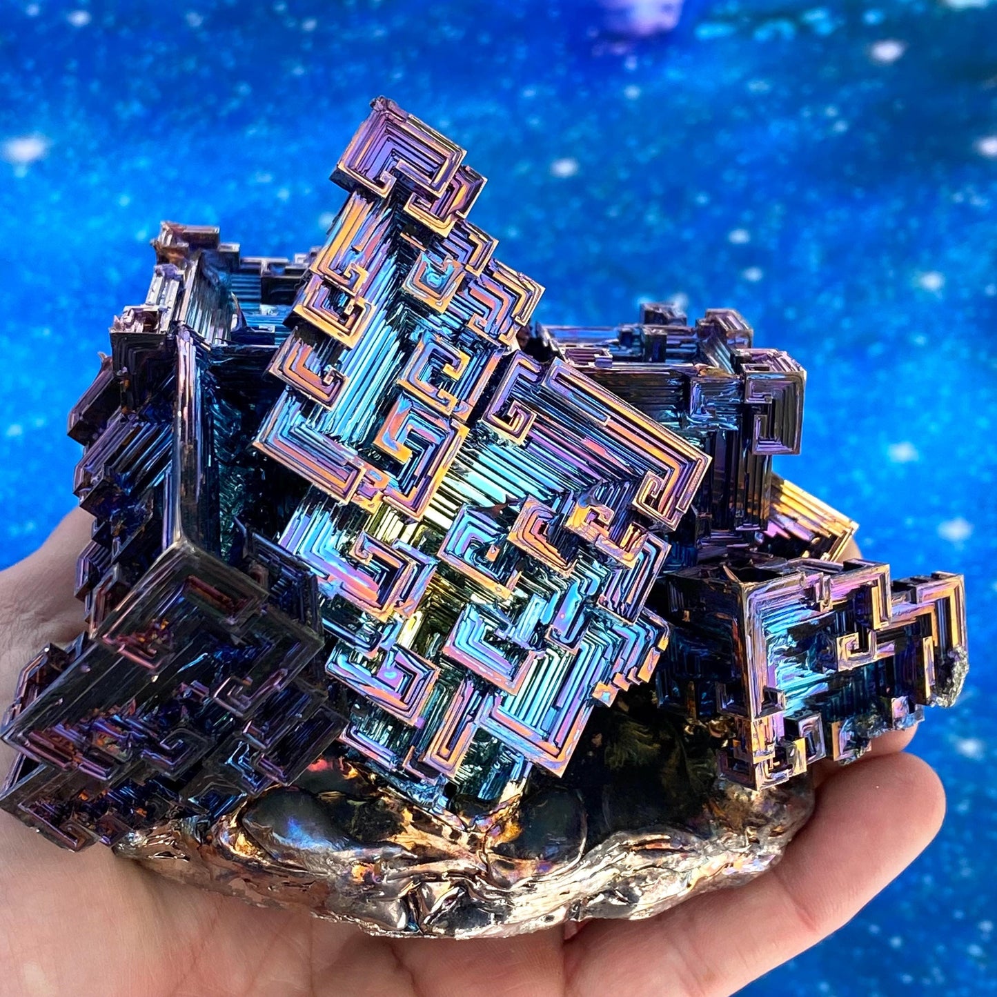 4.3 Pound / 68 Ounce Blue Bismuth Crystal - E37