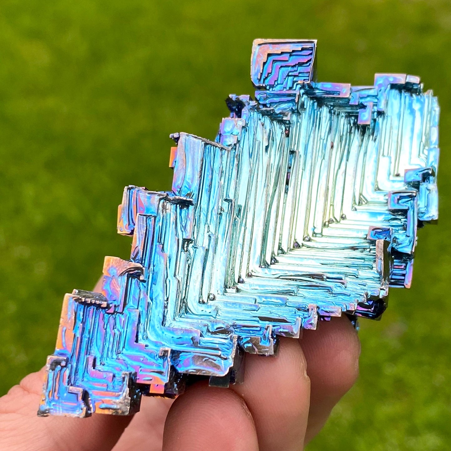 10 Ounce / 282 Gram Blue Bismuth Crystal - B56
