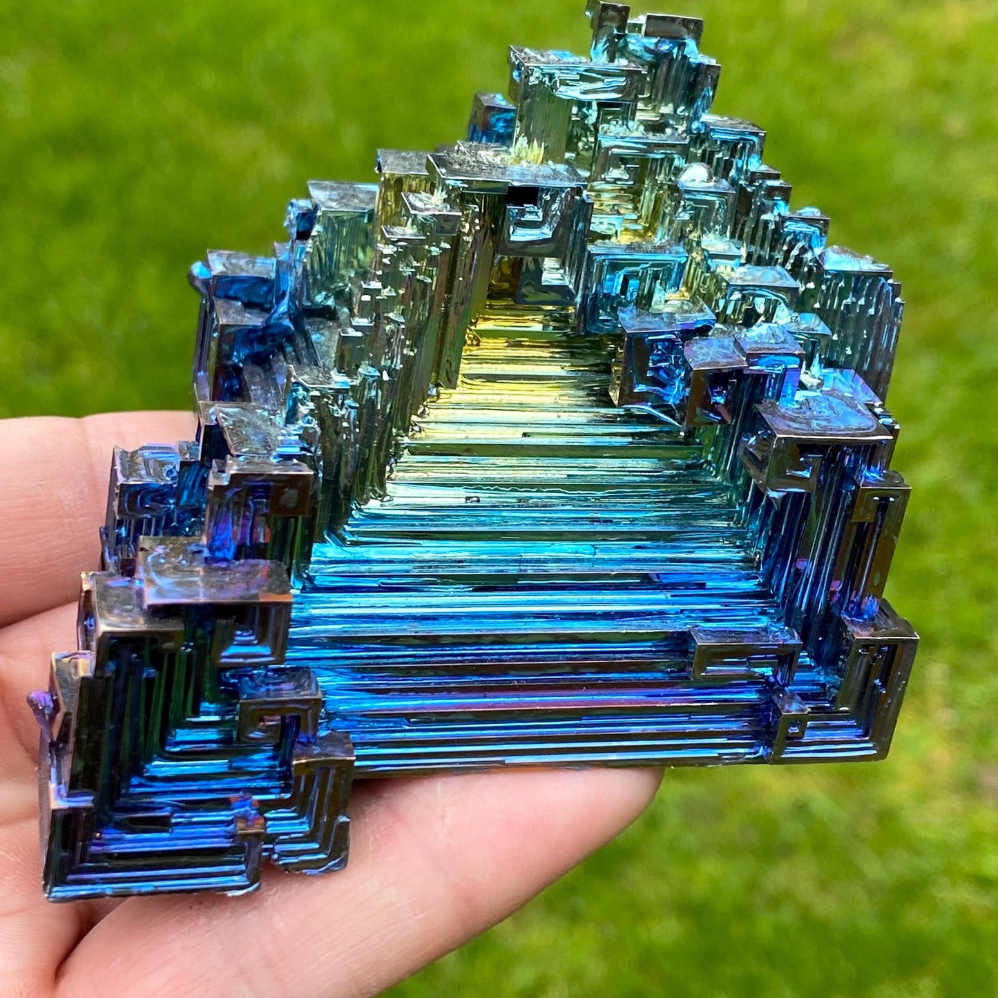 11.8 Ounce / 334 Gram Blue Bismuth Crystal - C49