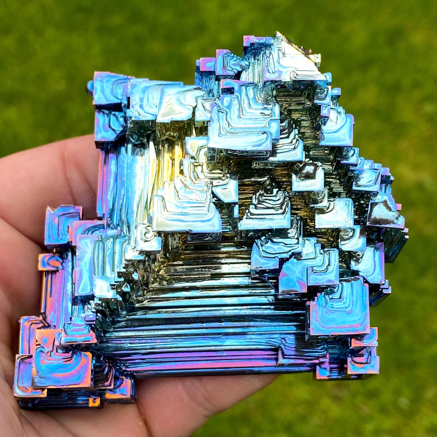 11.8 Ounce / 334 Gram Blue Bismuth Crystal - C49