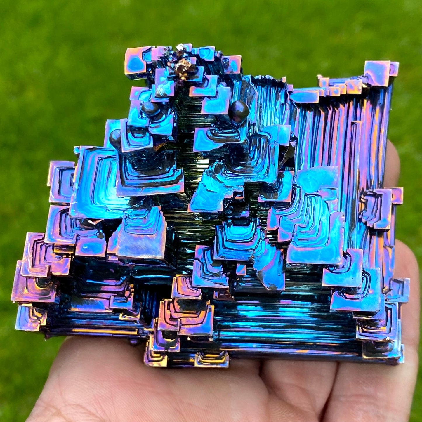 14 Ounce / 395 Gram Blue Bismuth Crystal - C51