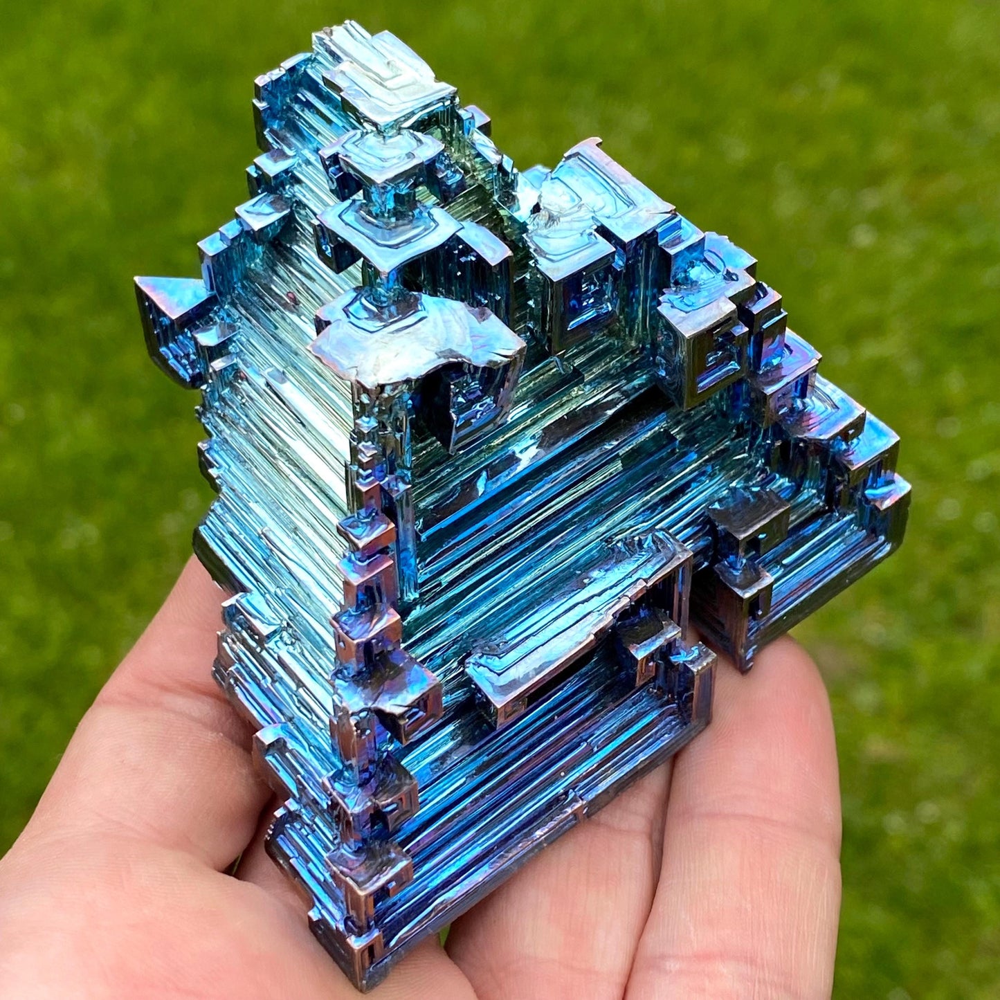 10 Ounce / 282 Gram Blue Bismuth Crystal - B56
