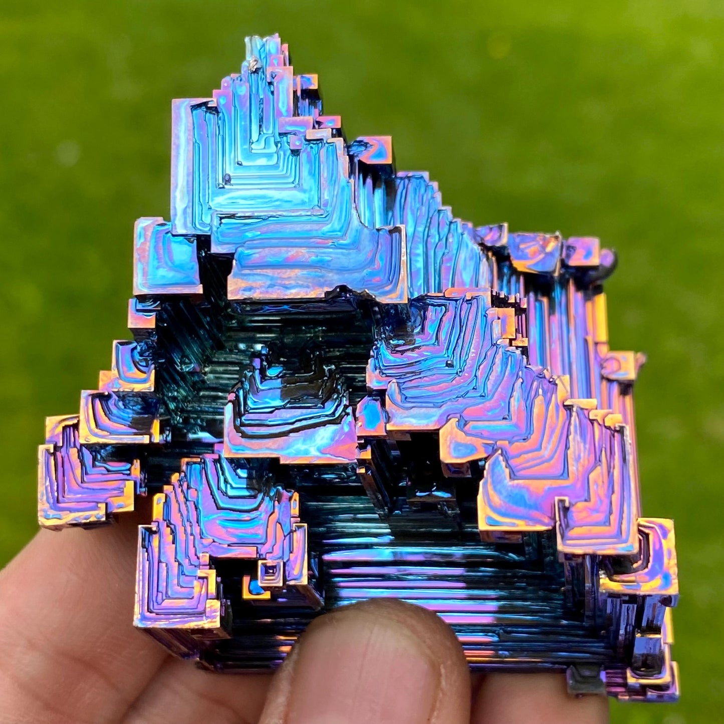 6.7 Ounce / 190 Gram Blue Bismuth Crystal - B65