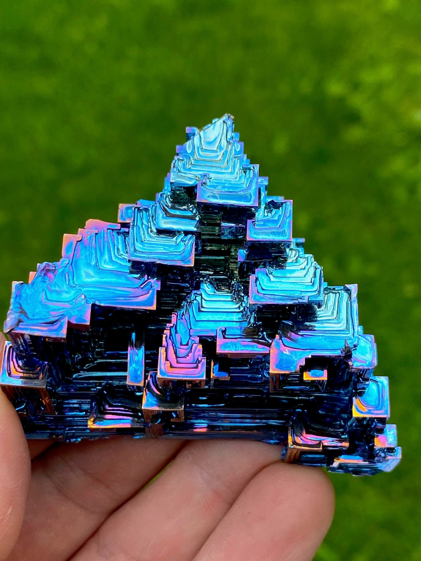 5.4 Ounce / 152 Gram Blue Bismuth Crystal - A32