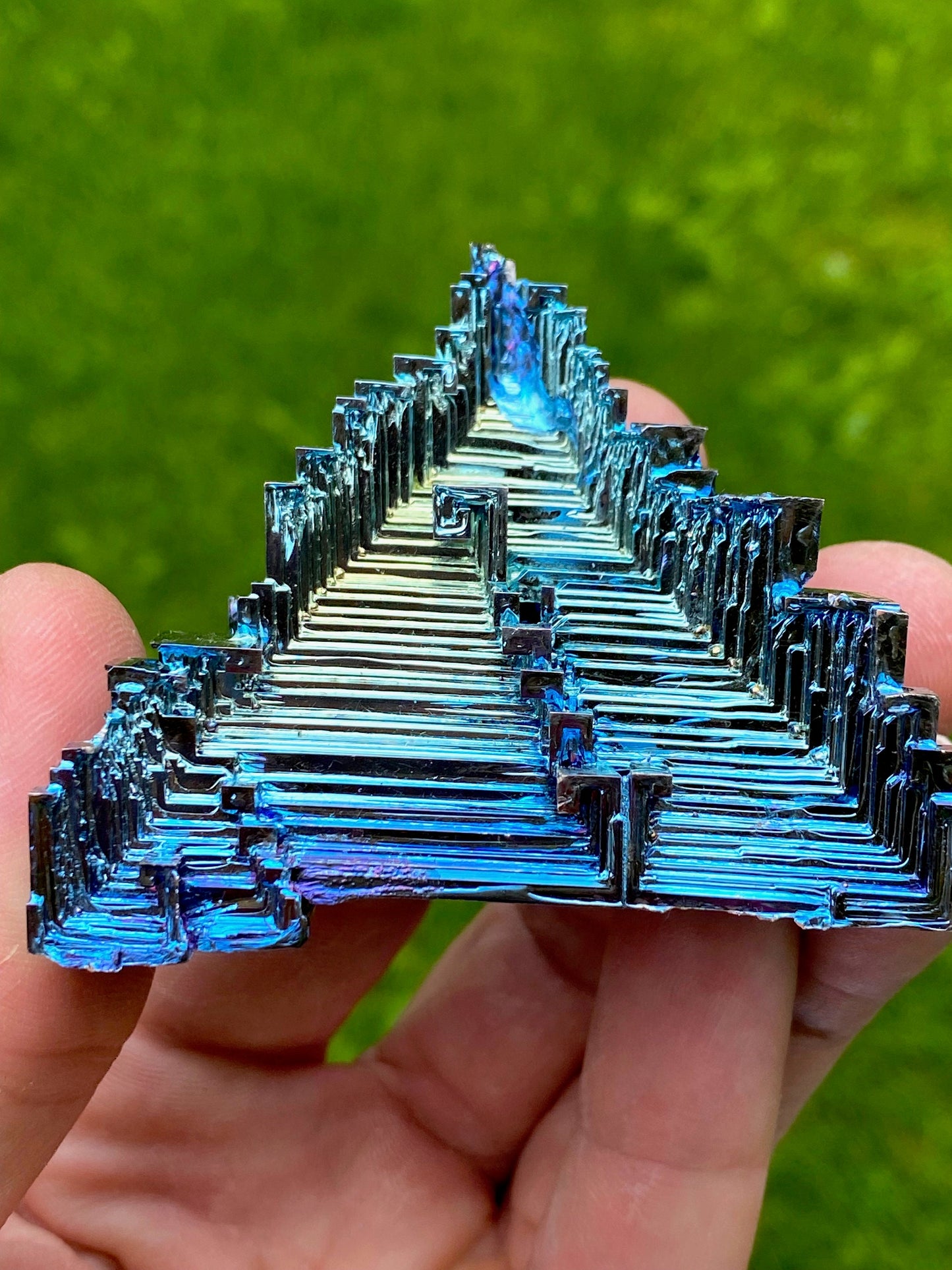 5.4 Ounce / 152 Gram Blue Bismuth Crystal - A32