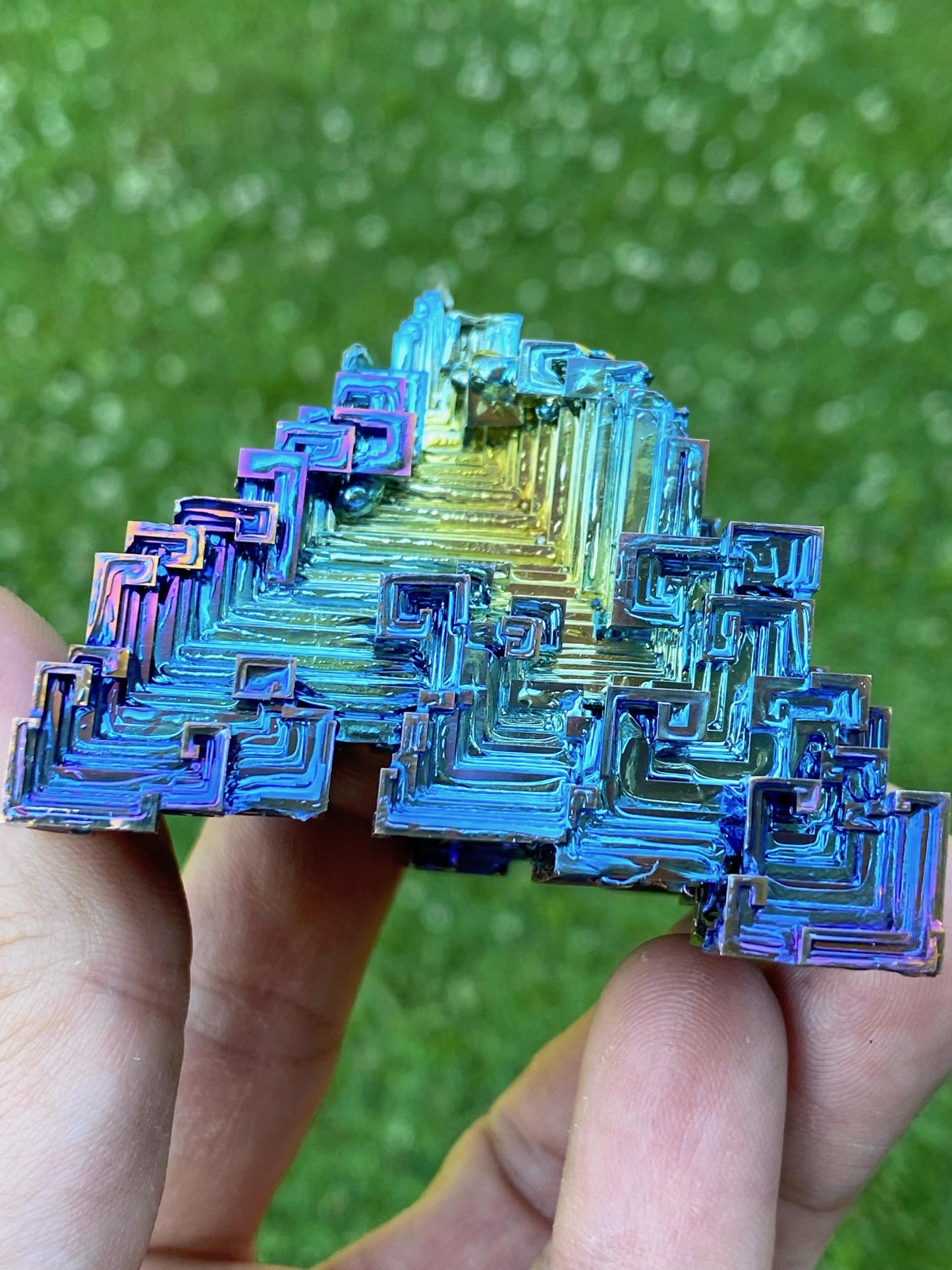 7.9 Ounce / 224 Gram Blue Bismuth Crystal - B34