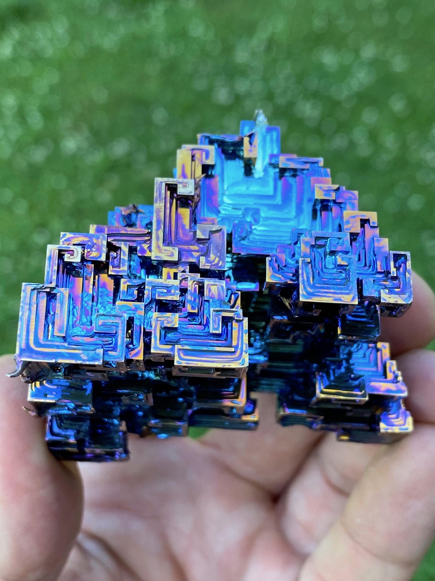 7.9 Ounce / 224 Gram Blue Bismuth Crystal - B34