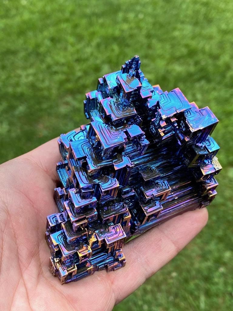 13.6 Ounce / 386 Gram Blue Bismuth Crystal - C34