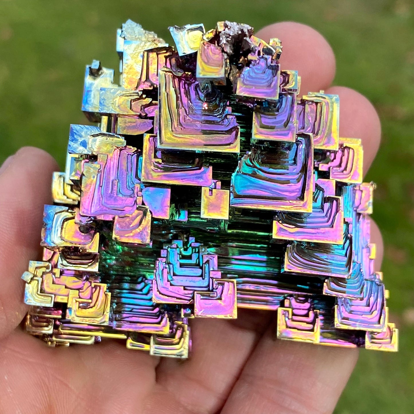 9.1 Ounce / 258 Gram Rainbow Bismuth Crystal - B39