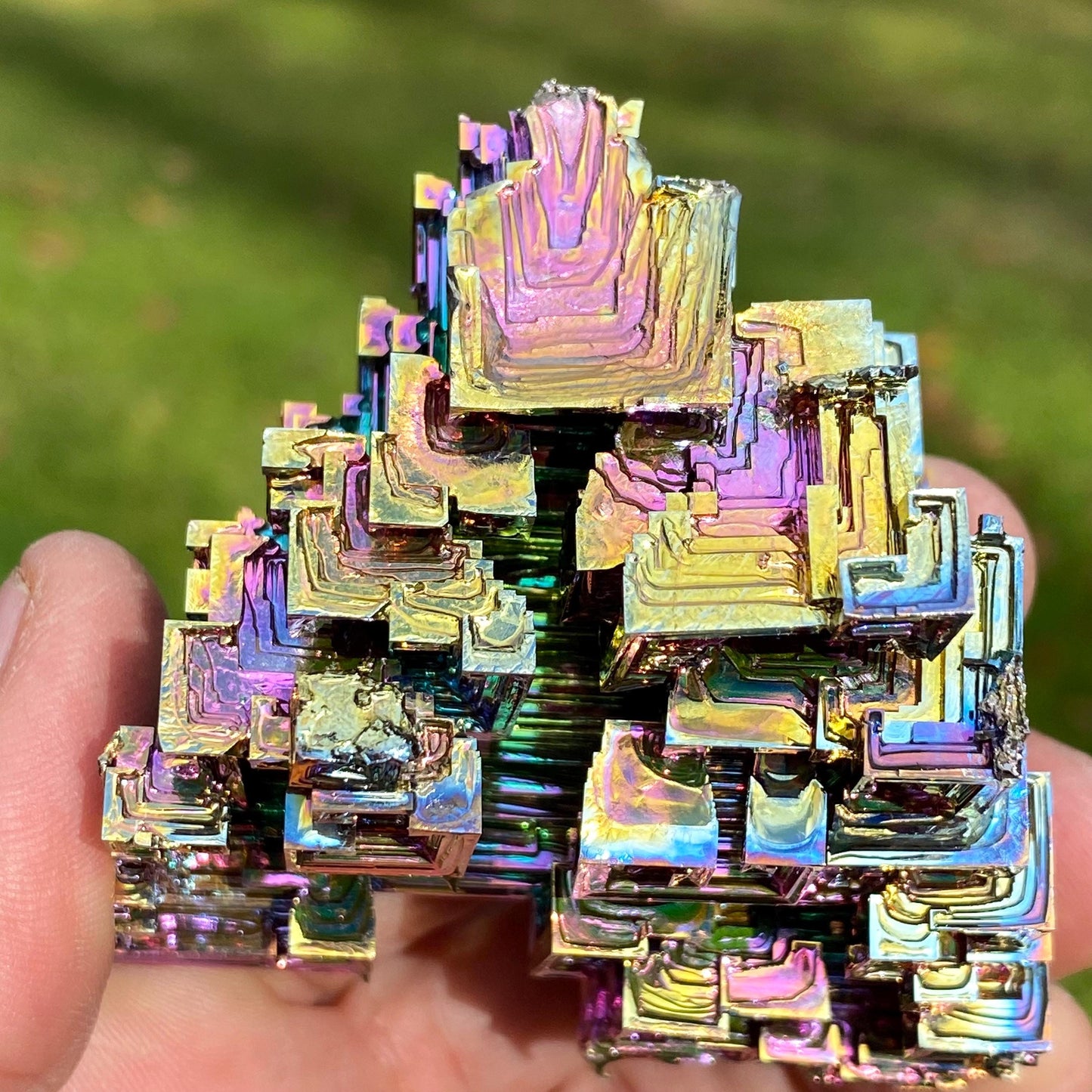 9.1 Ounce / 258 Gram Rainbow Bismuth Crystal - B39