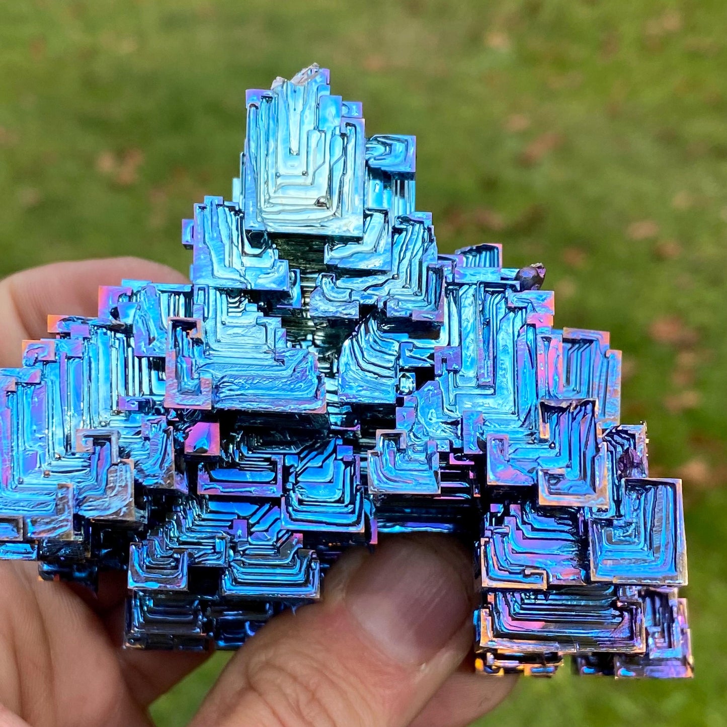 15.2 Ounce / 431 Gram Blue Bismuth Crystal - C38