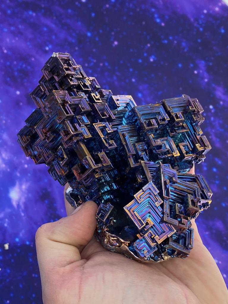 2.8 Pound / 44 Ounce Blue Bismuth Crystal - E26