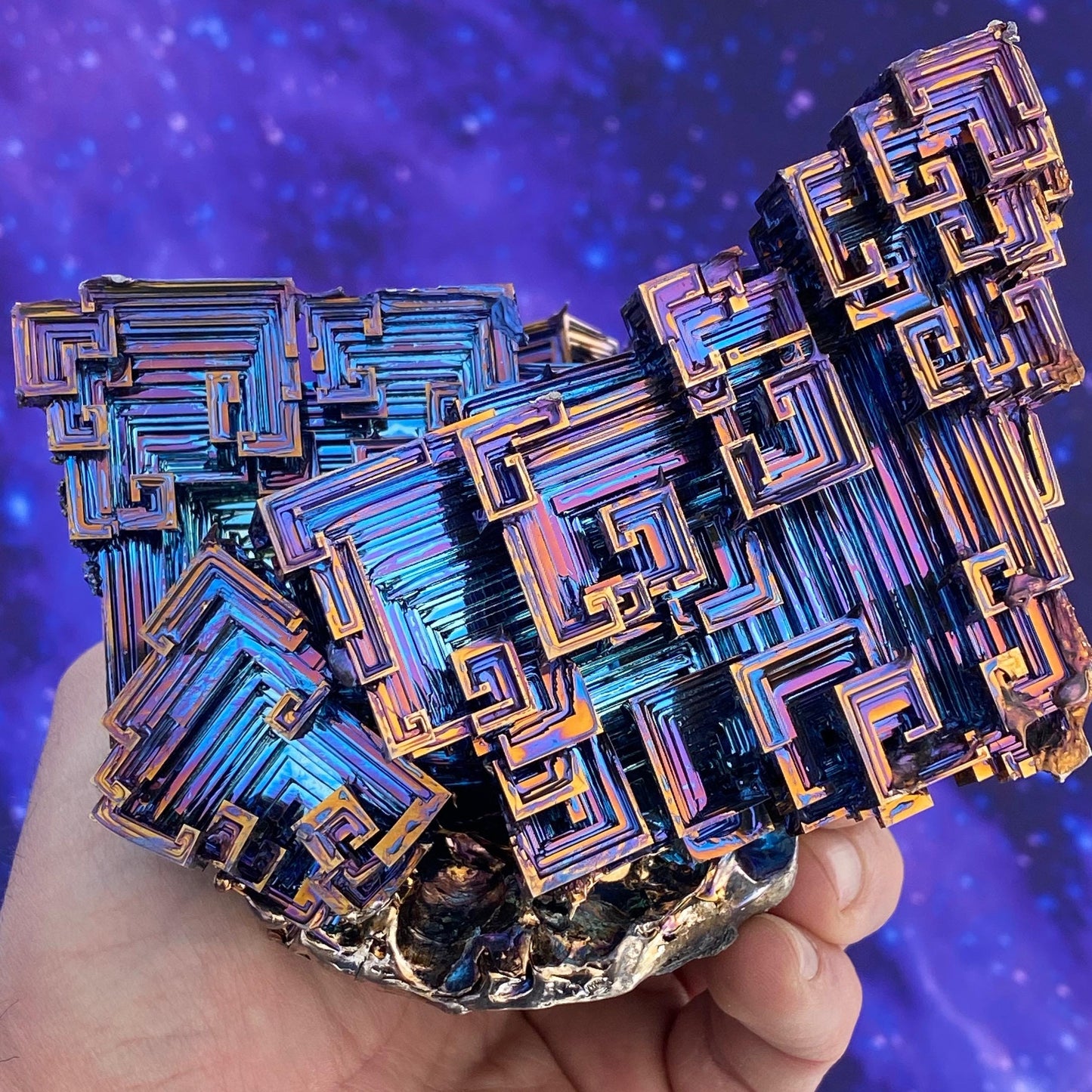 2.8 Pound / 44 Ounce Blue Bismuth Crystal - E26