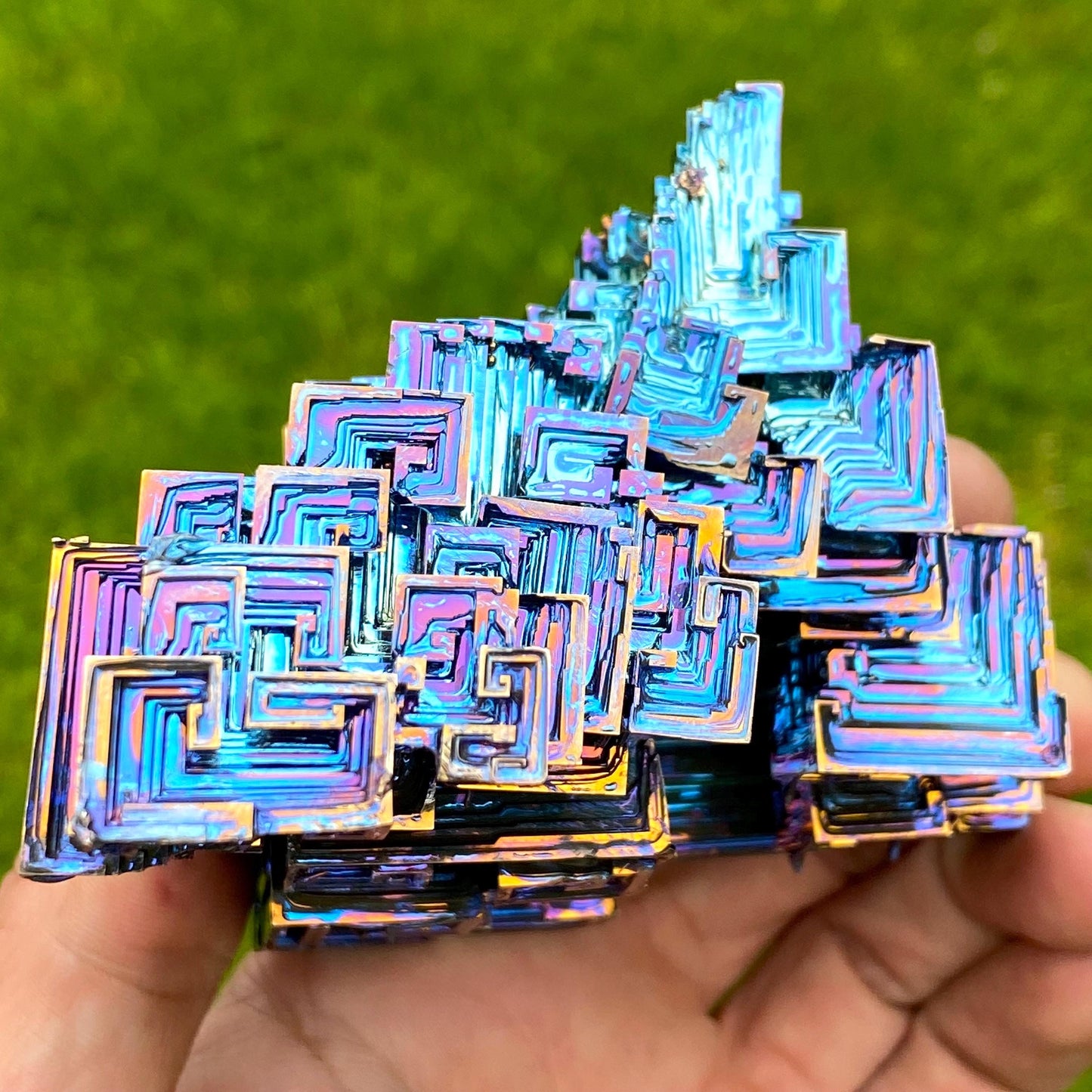 1.3 Pound / 20.5 Ounce Blue Bismuth Crystal - C47